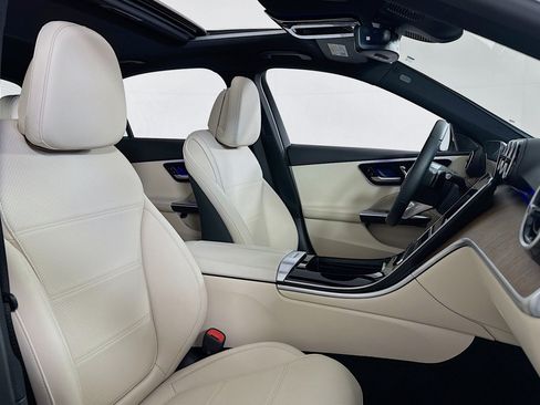 Certified 2024 Mercedes-Benz C 300 Sedan image 8