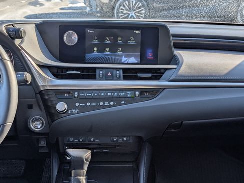 Certified 2021 Lexus ES 250 w/ Premium Package image 15