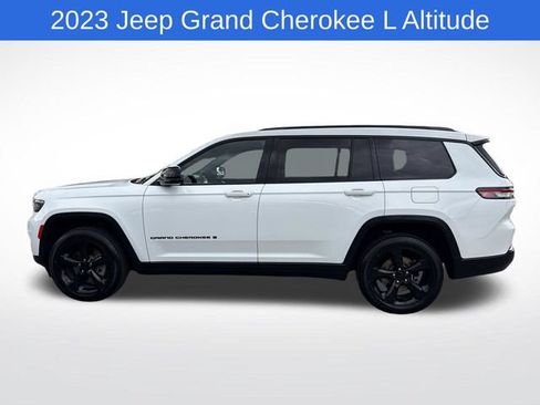 Used 2023 Jeep Grand Cherokee L Laredo AWD/4WD image 4