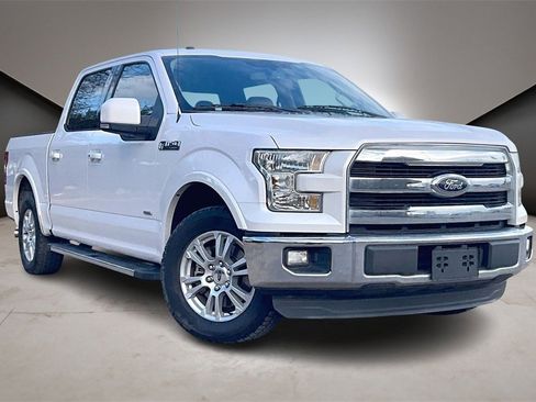 Used 2016 Ford F150 Lariat w/ Trailer Tow Package image 2