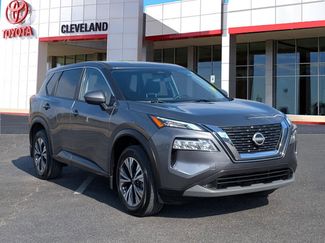 Used 2023 Nissan Rogue SV video 1