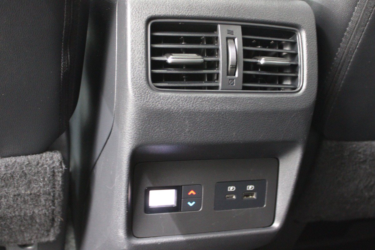 Used 2021 Nissan Rogue SL FWD image 29