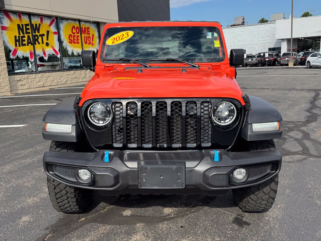 Used 2023 Jeep Wrangler Unlimited w/ Convenience Group AWD/4WD image 2