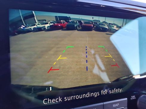 Used 2024 Nissan Frontier PRO-4X w/ Off-Road Protection Package image 13