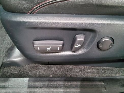 Used 2022 Toyota 4Runner TRD Off-Road Premium image 25