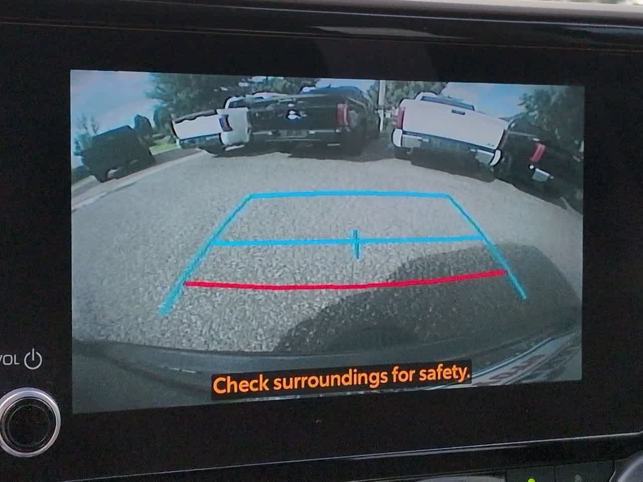 Used 2023 Toyota Highlander LE FWD image 20