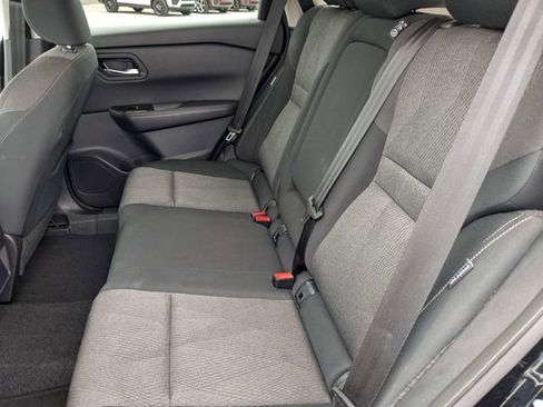 Used 2025 Nissan Rogue SV FWD image 13