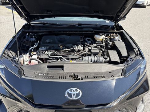 Used 2025 Toyota Camry SE w/ Multimedia Upgrade Package FWD image 27