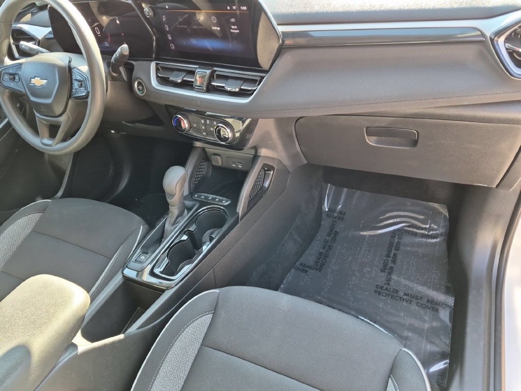 Used 2026 Chevrolet TrailBlazer LT FWD image 27