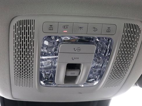 Used 2022 Mercedes-Benz GLS 450 4MATIC image 46