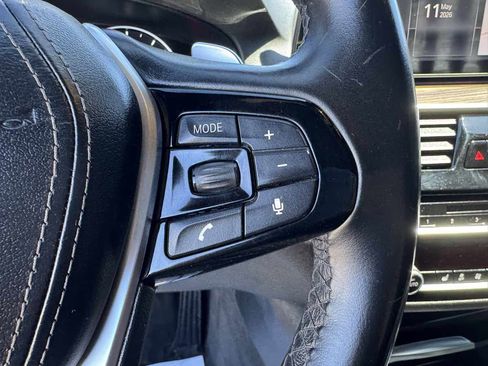 Used 2019 BMW 530i RWD image 15
