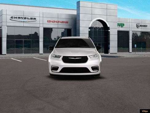 New 2026 Chrysler Pacifica Select image 12