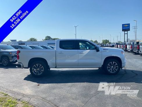 Used 2023 Chevrolet Silverado 1500 RST AWD/4WD image 11
