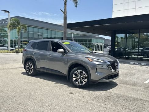 Used 2023 Nissan Rogue SV FWD image 2