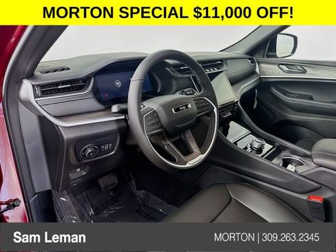 New 2025 Jeep Grand Cherokee L Limited w/ Black Appearance Package image 9