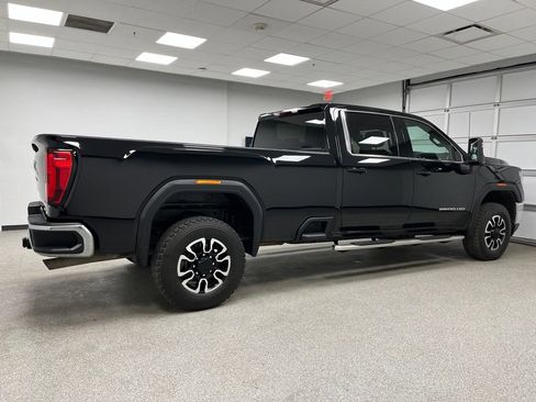 Used 2020 GMC Sierra 3500 SLE AWD/4WD image 11