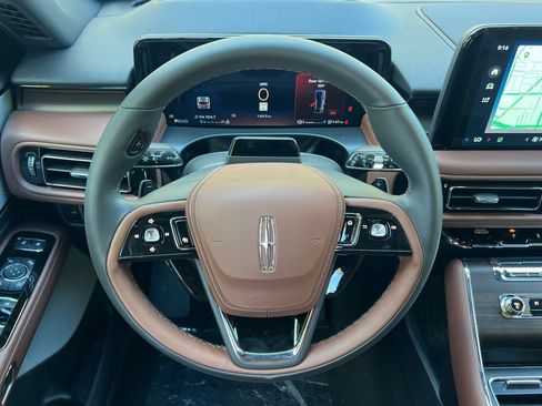 New 2026 Lincoln Aviator Reserve AWD/4WD image 12