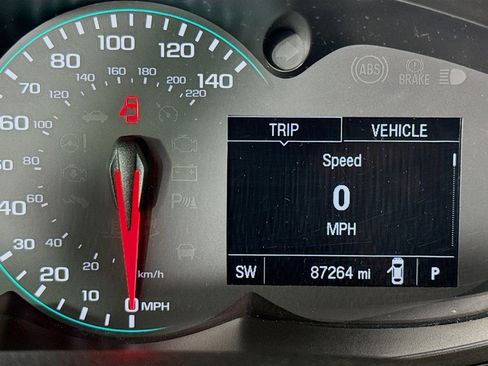 Used 2017 Chevrolet Trax LT w/ LT Convenience Package image 15