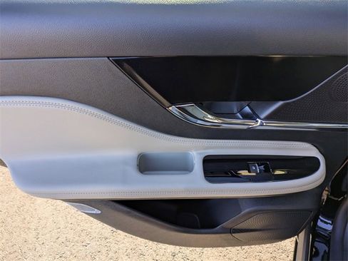 New 2025 Lincoln Corsair Grand Touring w/ Equipment Group 301A image 27