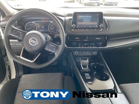 Used 2021 Nissan Rogue SV FWD image 30