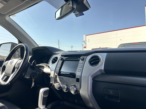 Used 2018 Toyota Tundra SR5 w/ TRD Off Road Package AWD/4WD image 14