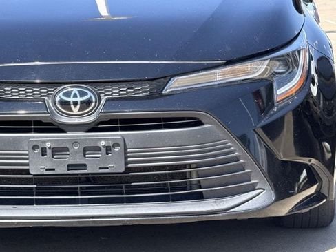 Used 2024 Toyota Corolla LE FWD image 9