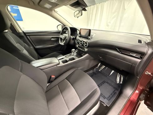 Used 2024 Nissan Sentra SV FWD image 8