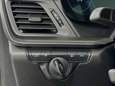 Used 2022 Porsche 911 Carrera 4 GTS image 14