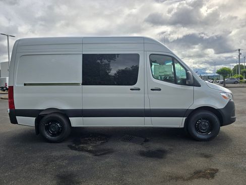 New 2026 Mercedes-Benz Sprinter 2500 image 7