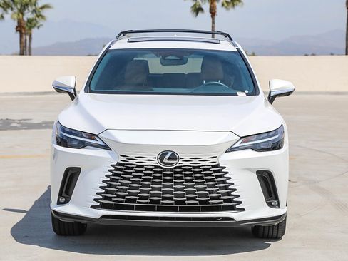 Used 2024 Lexus RX 350 Premium w/ Convenience Package image 2