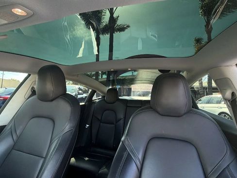 Used 2018 Tesla Model 3 Long Range RWD image 21