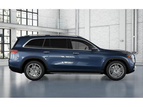 New 2026 Mercedes-Benz GLS 450 4MATIC image 16