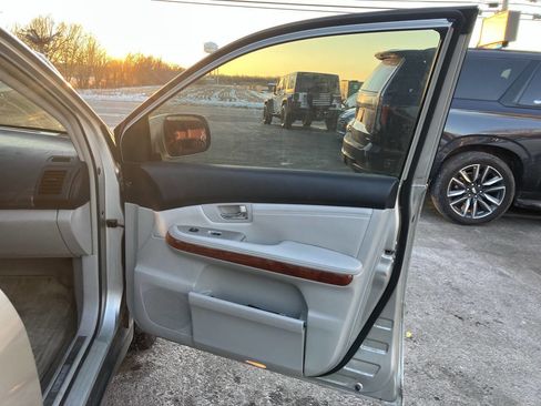 Used 2004 Lexus RX 330 AWD image 19