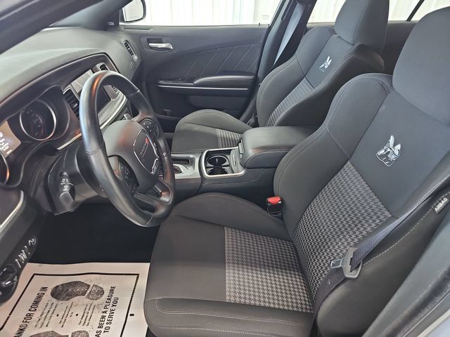 Used 2019 Dodge Charger Scat Pack w/ Navigation & Travel Group RWD image 38