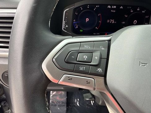 Used 2022 Volkswagen Atlas SEL image 42