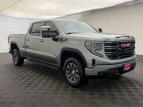 Used 2024 GMC Sierra 1500 AT4 w/ Technology Package AWD/4WD image 7