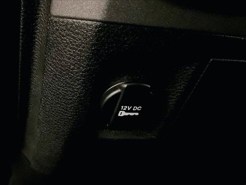 Used 2018 RAM 1500 Express w/ Black Ram 1500 Express Group AWD/4WD image 32