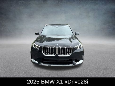 Used 2025 BMW X1 xDrive28i w/ Convenience Package image 3
