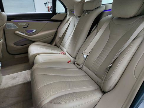 Used 2016 Mercedes-Benz S 550 Sedan image 24