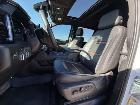 Used 2024 GMC Sierra 2500 AT4 w/ AT4 Preferred Package image 19