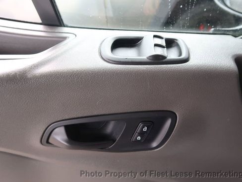 Used 2020 Ford Transit 250 Low Roof RWD image 35