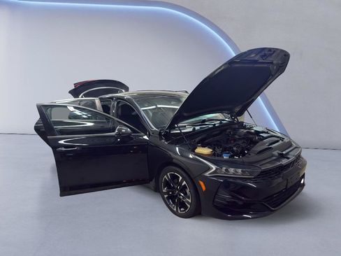 Used 2021 Kia K5 GT-Line FWD image 9
