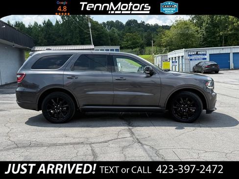 Used 2017 Dodge Durango R/T w/ Technology Group AWD/4WD image 4