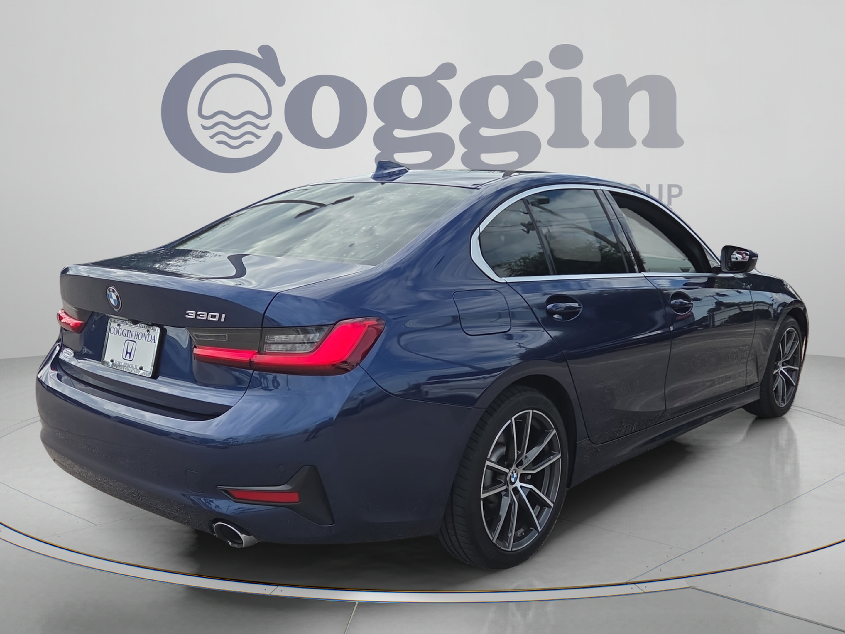 Used 2020 BMW 330i Sedan w/ Convenience Package RWD image 5