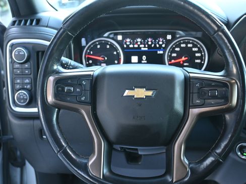 Used 2020 Chevrolet Silverado 3500 High Country w/ Technology Package image 19