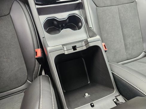 New 2025 Jeep Grand Cherokee L Altitude image 24