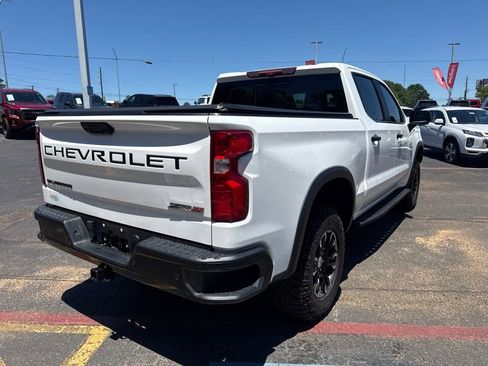 Used 2023 Chevrolet Silverado 1500 ZR2 w/ Technology Package AWD/4WD image 5