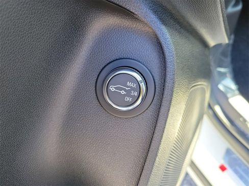 New 2025 Buick Envista Avenir image 20