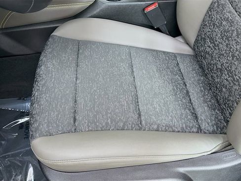 Used 2024 Chevrolet Colorado ZR2 w/ Technology Package image 21