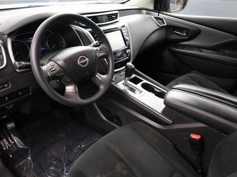 Certified 2025 Nissan Murano SV w/ Cargo Package image 10